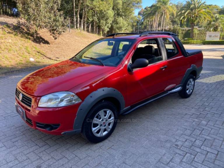 FIAT - STRADA - 2012/2012 - Vermelha - R$ 47.900,00